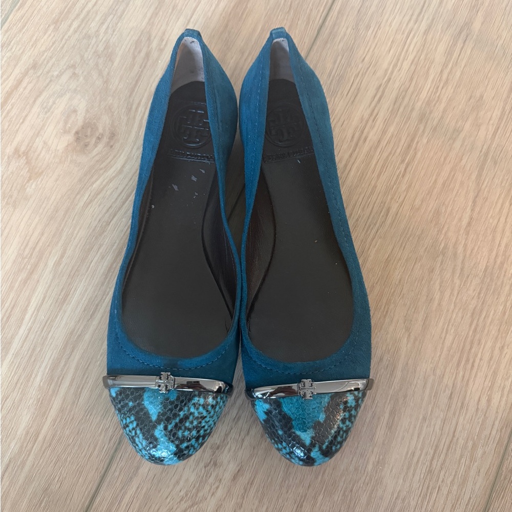 Tory Burch Teal and Snake Print Flats